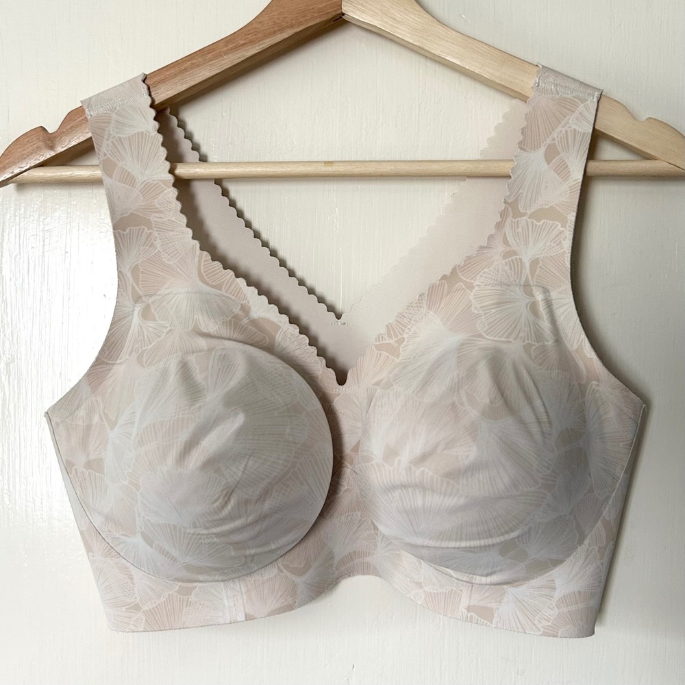 Evelyn & Bobbie Evelyn Deep V Neck Bra Champagne Gingko Print M Wireless Comfort